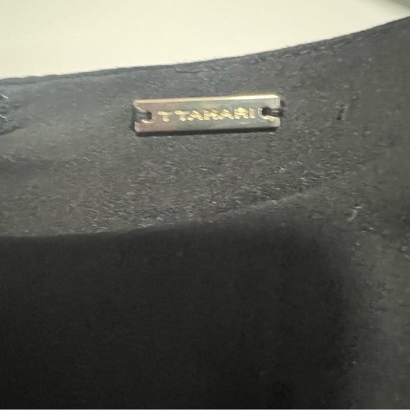 T Tahari Studded Beads Flutter Sleeve Dress, New with Tags - Picture 7 of 7